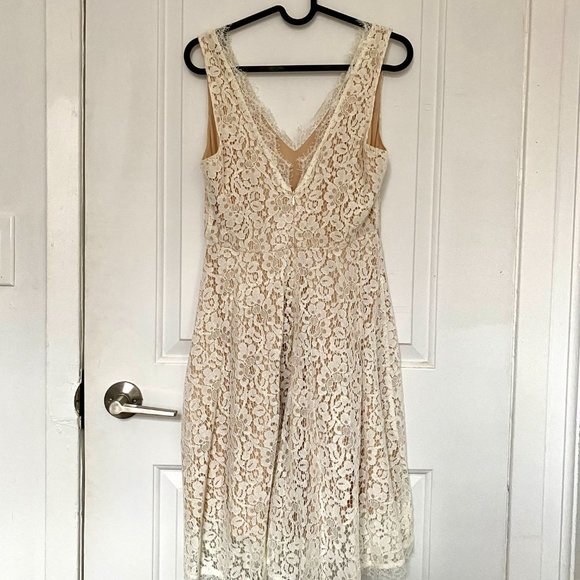 White Lace Dress from Dry Goods (Soprano) - Picture 3 of 3